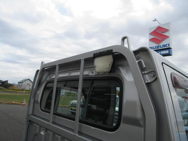 キャリイトラック ＫＣ　４ＷＤ　エアコン　パワーステアリング　ＡＭ／ＦＭラジオ付き　ワンオーナー（18枚目）