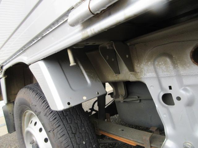 キャリイトラック ＫＣ　４ＷＤ　エアコン　パワーステアリング　ＡＭ／ＦＭラジオ付き　ワンオーナー（19枚目）
