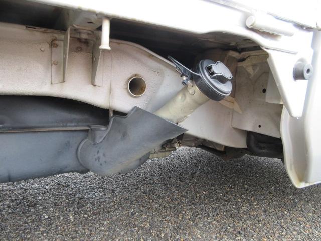 キャリイトラック ＫＣ　４ＷＤ　エアコン　パワーステアリング　ＡＭ／ＦＭラジオ付き　ワンオーナー（20枚目）
