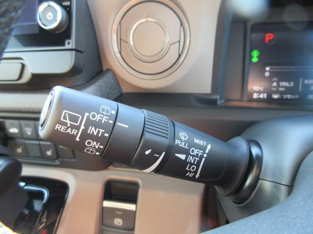 Ｎ－ＢＯＸジョイ ベースグレード　４ＷＤ　純正ナビ　フルセグＴＶ　マルチビューモニター　ＥＴＣ　ナビ連動ドラレコ　ＬＥＤライト　両側電動スライドドア　純正フロアマット　シートヒーター　オートクルーズ　新車保証継承付（18枚目）