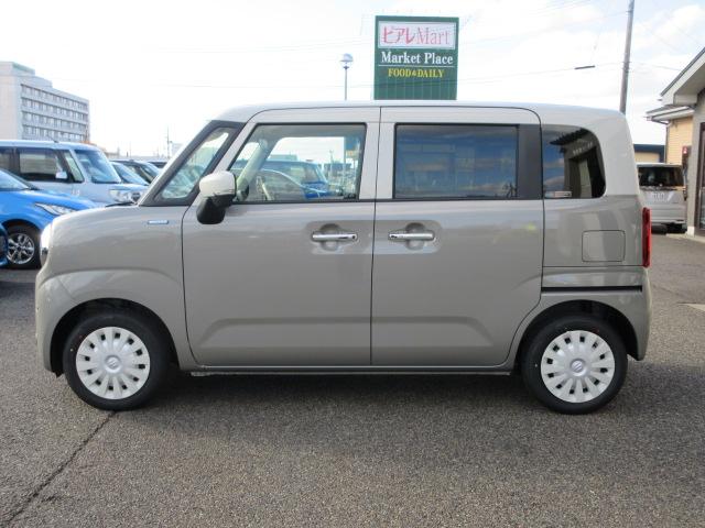 ワゴンRスマイル クリームコーデ 4WD メーカーナビ フルセグTV Bluetooth 全方位モニター ドラレコ ETC 両側電動スライドドア LEDライト&フォグ オートクルーズコントロール シートヒーター 新車保証継承付(4枚目)