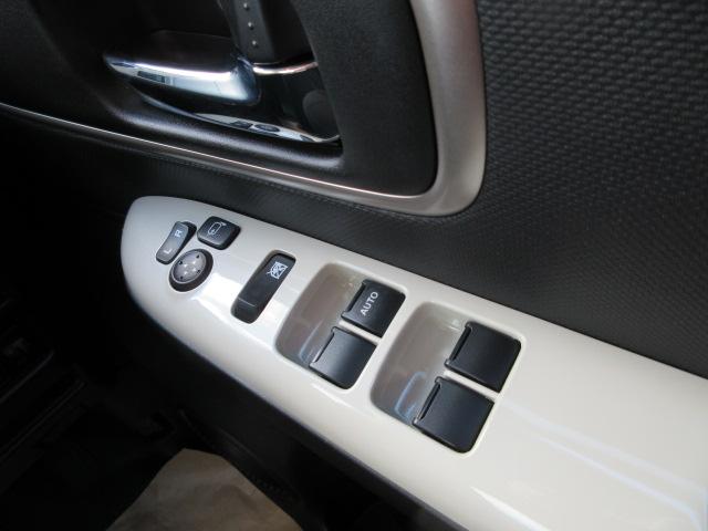 ワゴンRスマイル クリームコーデ 4WD メーカーナビ フルセグTV Bluetooth 全方位モニター ドラレコ ETC 両側電動スライドドア LEDライト&フォグ オートクルーズコントロール シートヒーター 新車保証継承付(34枚目)