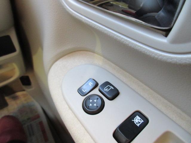 アルトラパン Ｘ　４ＷＤ　メーカーオプションナビ　フルセグＴＶ　Ｂｌｕｅｔｏｏｔｈ　全方位モニター　ＥＴＣ　ドラレコ　純正１４ＡＷ　ディスチャージライト　シートヒーター　レーダーブレーキサポート（22枚目）