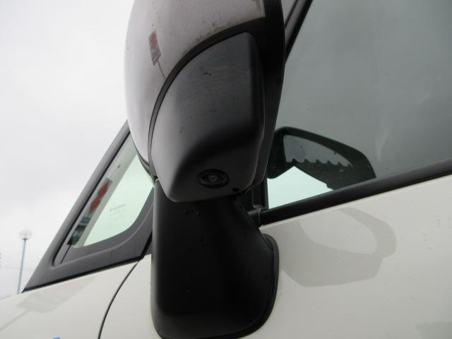 ���h�A�~���[�ɂ��J��������܂��I