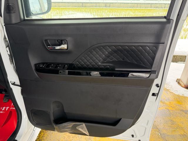 タント カスタムX 4WD 車検整備付き 両側パワスラ 運転席ロングスライドシート 純正AW 新品フロアマット ハ-フレ-ザ- シートヒーター スマアシ 純正ナビ フルセグ バックカメラ Bluetooth 純正ドラレコ(12枚目)