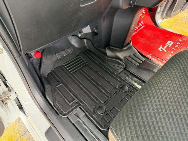 タント カスタムX 4WD 車検整備付き 両側パワスラ 運転席ロングスライドシート 純正AW 新品フロアマット ハ-フレ-ザ- シートヒーター スマアシ 純正ナビ フルセグ バックカメラ Bluetooth 純正ドラレコ(18枚目)