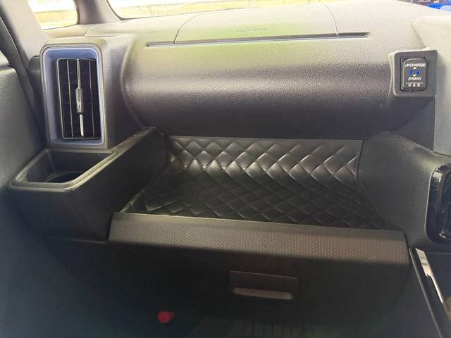 タント カスタムX 4WD 車検整備付き 両側パワスラ 運転席ロングスライドシート 純正AW 新品フロアマット ハ-フレ-ザ- シートヒーター スマアシ 純正ナビ フルセグ バックカメラ Bluetooth 純正ドラレコ(35枚目)