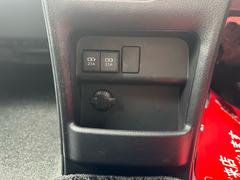 ヴォクシー ＺＳ　煌ＩＩ　４ＷＤ　８人乗り　ＬＥＤヘッドライト 1230390A30250531W001 5