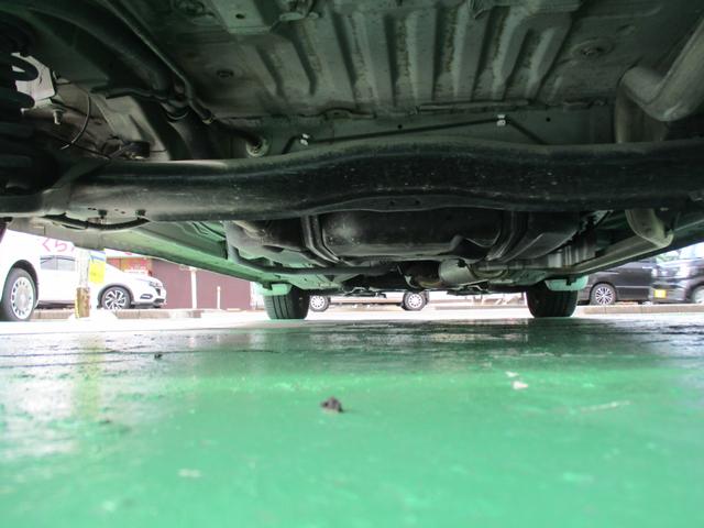 フリード G ジャストセレクション 純正ナビ フルセグ 片側パワスラ ETC バックモニター スマートキー オートエアコン 3列シート Bluetoothオーディオ HIDヘッドライト(11枚目)