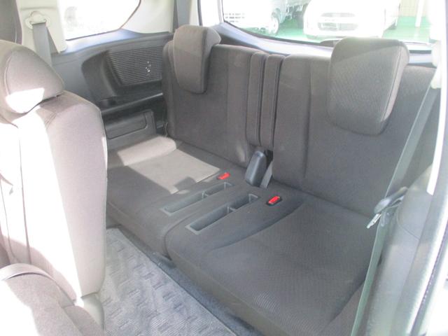 フリード G ジャストセレクション 純正ナビ フルセグ 片側パワスラ ETC バックモニター スマートキー オートエアコン 3列シート Bluetoothオーディオ HIDヘッドライト(17枚目)