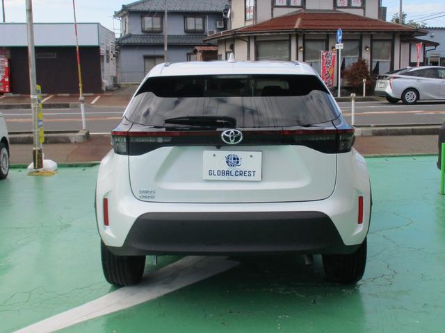 ヤリスクロス Ｚ　Ｄオーディオ　ナビ　フルセグ　ＬＥＤヘッドライト　ＢＳＭ　ＰＣＳ　クリアランスソナー　パノラマモニター　純正アルミホイール　パワーバックドア　電動パーキングブレーキ　スマートキー　シートヒーター（7枚目）