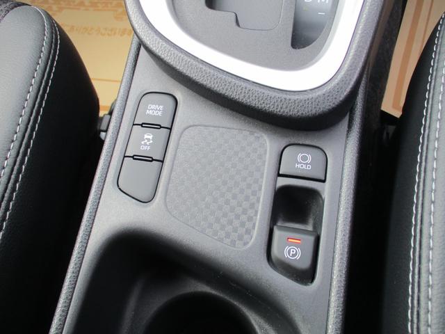 ヤリスクロス Ｚ　Ｄオーディオ　ナビ　フルセグ　ＬＥＤヘッドライト　ＢＳＭ　ＰＣＳ　クリアランスソナー　パノラマモニター　純正アルミホイール　パワーバックドア　電動パーキングブレーキ　スマートキー　シートヒーター（27枚目）