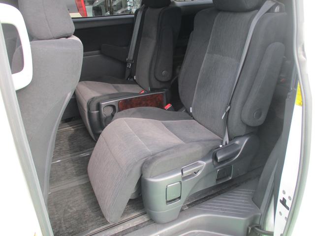 ヴェルファイア ２．４Ｚ　片側パワスラ　ＨＩＤヘッドライト　４ＷＤ　ナビ　フルセグＴＶ　ウォークスルー　純正１８インチアルミホイール　障害物センサー　Ｂｌｕｅｔｏｏｔｈオーディオ（16枚目）