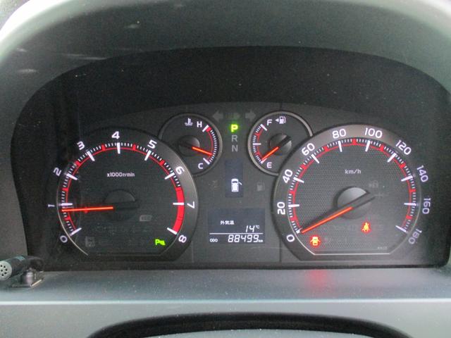 ヴェルファイア ２．４Ｚ　片側パワスラ　ＨＩＤヘッドライト　４ＷＤ　ナビ　フルセグＴＶ　ウォークスルー　純正１８インチアルミホイール　障害物センサー　Ｂｌｕｅｔｏｏｔｈオーディオ（20枚目）