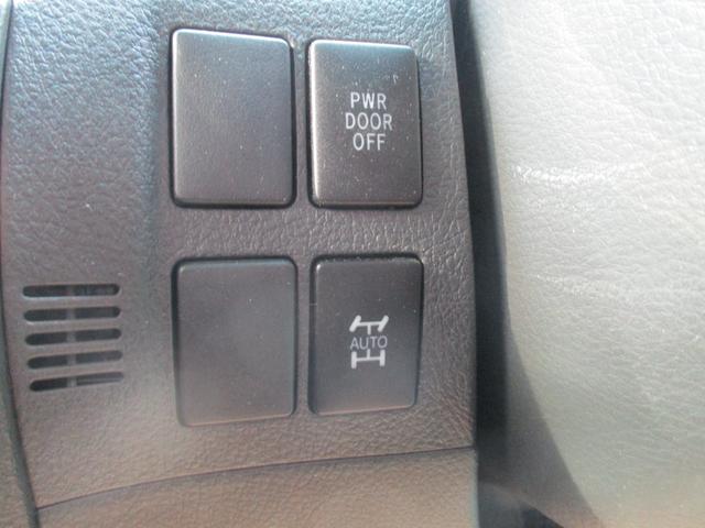 ヴェルファイア ２．４Ｚ　片側パワスラ　ＨＩＤヘッドライト　４ＷＤ　ナビ　フルセグＴＶ　ウォークスルー　純正１８インチアルミホイール　障害物センサー　Ｂｌｕｅｔｏｏｔｈオーディオ（24枚目）