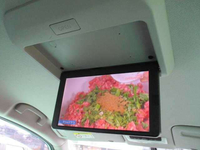 セレナ ハイウェイスターV 純正10型ナビ アラウンドビュー 両側パワスラ LEDヘッドライト エマージェンシーブレーキ BSM 純正アルミホイール フリップダウンモニター Bluetoot プッシュスタート&スマートキー(33枚目)