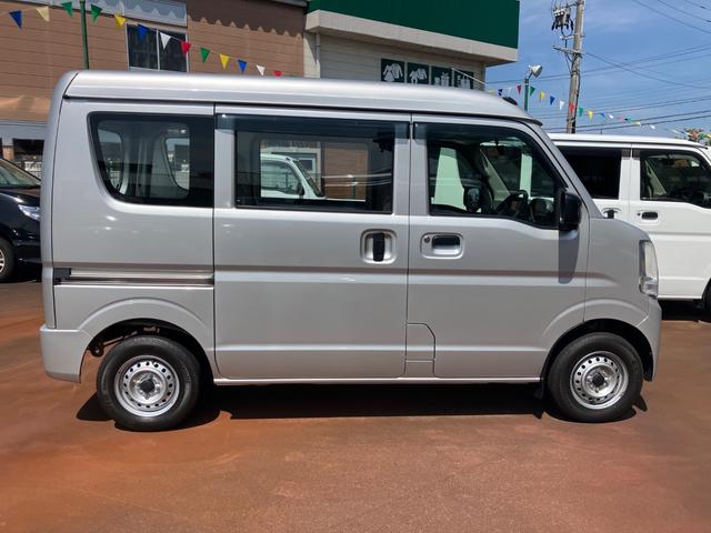 ミニキャブバン Ｍ　ナビ　Ｂｌｕｅｔｏｏｔｈ　バックカメラ　４ＷＤ　車検２年付（6枚目）