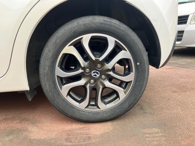 デミオ ＸＤ　ミッドセンチュリー　クルコン　両席シートヒーター　ナビ　ＴＶ　オートライト　レーンキープアシスト　ヘッドアップディスプレイ　エンジンスターター　４ＷＤ　ディーゼル　アイドリングストップ（8枚目）