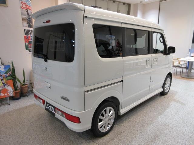 エブリイワゴン ＰＺターボスペシャル　ハイルーフ　４ＷＤ　届出済未使用車　ケンウッドフルセグナビ　バックカメラ　電動オートステップ　ＬＥＤヘッドランプ　ハロゲンフォグランプ　衝突被害軽減ブレーキ　両側電動スライドドア　本革巻ハンドル（7枚目）