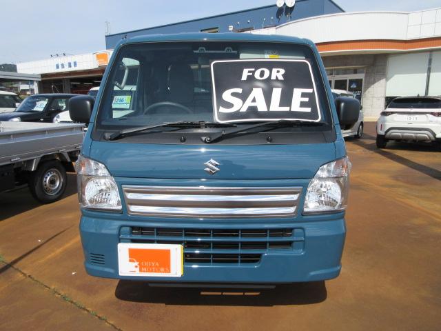 キャリイトラック ＫＣエアコン・パワステ　ＫＣエアコン・パワステ３方開　４ＷＤ　キーレスエントリー　パワーウインドー　衝突被害軽減ブレーキ　届出済未使用車（3枚目）