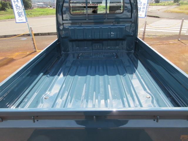 キャリイトラック ＫＣエアコン・パワステ　ＫＣエアコン・パワステ３方開　４ＷＤ　キーレスエントリー　パワーウインドー　衝突被害軽減ブレーキ　届出済未使用車（10枚目）