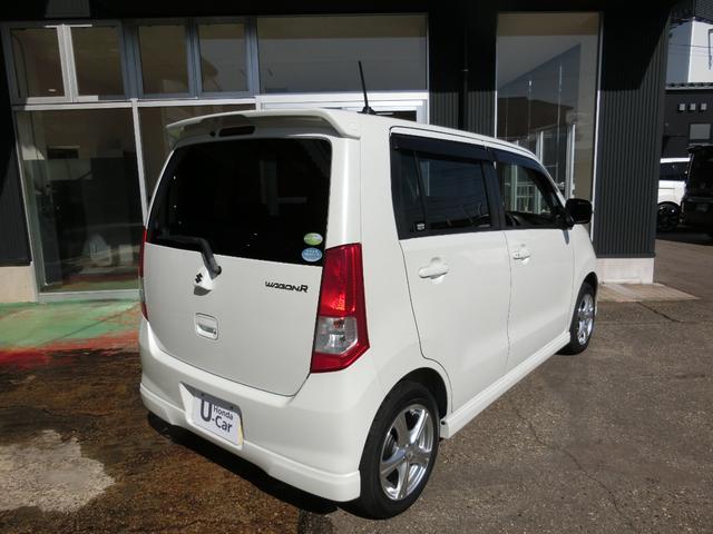 ワゴンＲ リミテッド　バックモニター付ＣＤ　リアカメラ　ＥＴＣ　社外１４インチアルミホイール　スマートキー　４ＷＤ（8枚目）