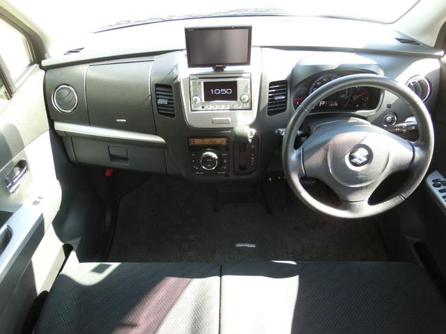 ワゴンＲ リミテッド　バックモニター付ＣＤ　リアカメラ　ＥＴＣ　社外１４インチアルミホイール　スマートキー　４ＷＤ（15枚目）