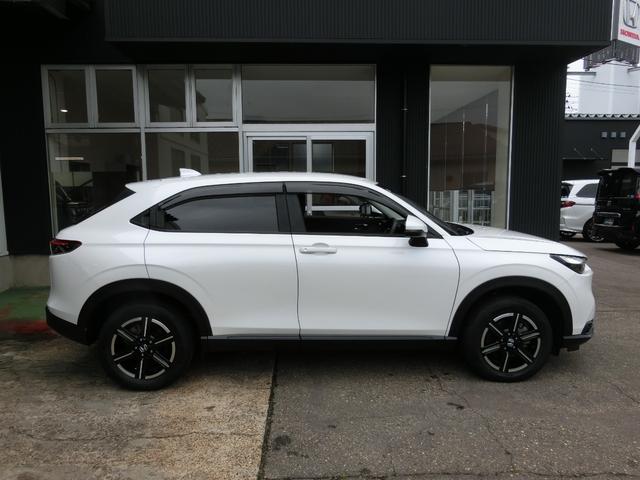 ヴェゼル ｅ：ＨＥＶＸ　Ｈｏｎｄａコネクト対応ナビＴＶ　リアカメラ　ＥＴＣ２．０　ＬＥＤヘッドライト　ＨｏｎｄａＳＥＮＳＩＮＧ（4枚目）