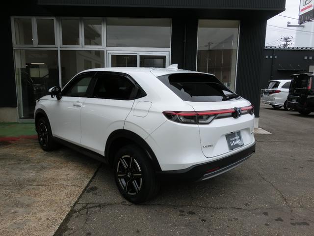 ヴェゼル ｅ：ＨＥＶＸ　Ｈｏｎｄａコネクト対応ナビＴＶ　リアカメラ　ＥＴＣ２．０　ＬＥＤヘッドライト　ＨｏｎｄａＳＥＮＳＩＮＧ（9枚目）