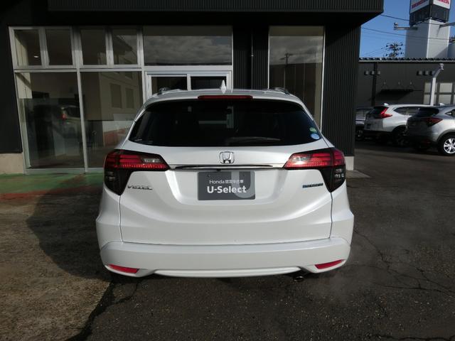 ヴェゼル ハイブリッドＺ・ホンダセンシング　ＨｏｎｄａＳＥＮＳＩＮＧ　ギャザーズナビ・ＴＶ　リアカメラ　ＥＴＣ　フロントドラレコ　ＬＥＤヘッドライト　１７インチアルミホイール（3枚目）