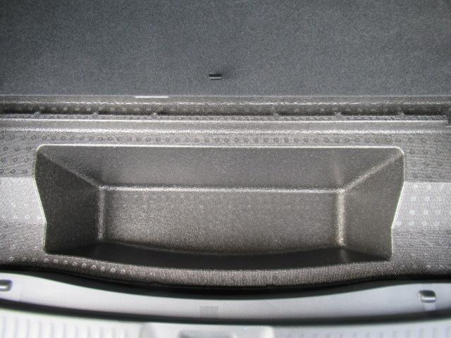 ＺＲ－Ｖ Ｚ　Ｄレコ　盗難防止システム　インテリキー　カーテンエアバック　地デジ　ＶＳＡ　ワンオーナー　Ｂカメラ　クルコン　ＵＳＢ　エアコン　ターボ　クリアランスソナー　ＬＥＤヘッドライト　ＡＢＳ　禁煙車（49枚目）