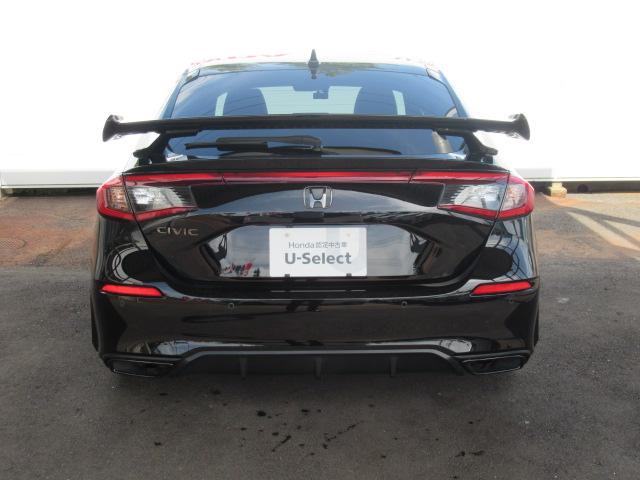 シビック ＲＳ　ＬＥＤヘッド　コーナーセンサー　衝突被害軽減ブレーキ　Ｂカメラ　シートヒーター　ワンオーナー　パワ－シ－ト　フルセグＴＶ　スマートキー　クルーズコントロール　ＵＳＢ　セキュリティアラーム　ＥＴＣ（3枚目）
