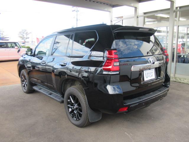 ランドクルーザープラド TXLパッケージ70thアニバーサリーリミテッド パートタイム4WD LEDランプ Bカメラ DVD 3列シート オートエアコン 革シート スマートキー ナビ&TV ETC キーレス ABS(9枚目)