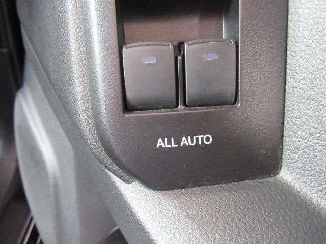 ランドクルーザープラド TXLパッケージ70thアニバーサリーリミテッド パートタイム4WD LEDランプ Bカメラ DVD 3列シート オートエアコン 革シート スマートキー ナビ&TV ETC キーレス ABS(38枚目)