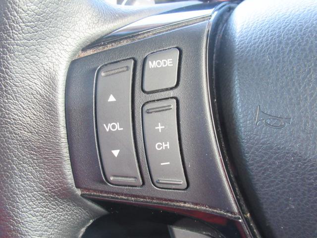 ステップワゴンスパーダ クールスピリット　オートエアコン　地デジ　パワステ　ＨＤＤナビゲーション　ＥＴＣ　パワーウィンドウ　フロントカメラ　ＥＳＣ　スマートキー　ＵＳＢ　イモビライザー　エアバック　キーレス　３列シート（18枚目）