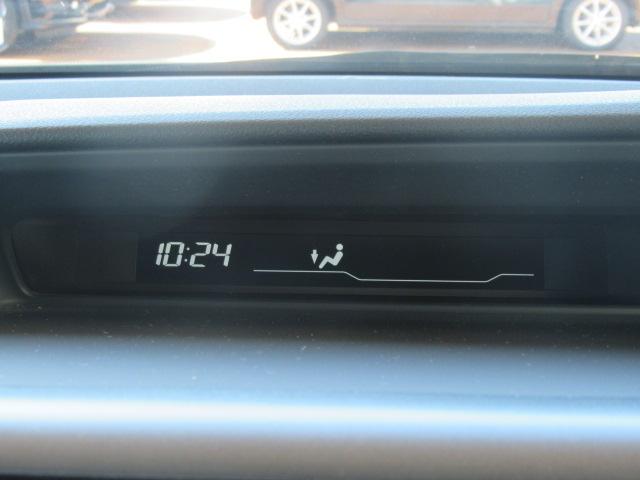 ステップワゴンスパーダ クールスピリット　オートエアコン　地デジ　パワステ　ＨＤＤナビゲーション　ＥＴＣ　パワーウィンドウ　フロントカメラ　ＥＳＣ　スマートキー　ＵＳＢ　イモビライザー　エアバック　キーレス　３列シート（22枚目）