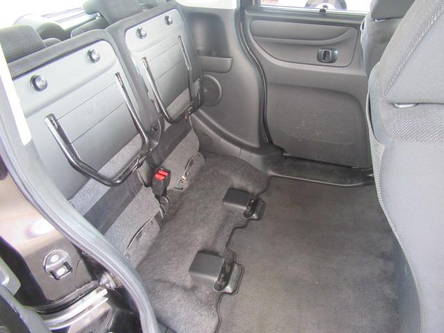 N-BOX G・Lパッケージ I-STOP ベンチ席 両側スライドドア カラーバックモニター 全席PW イモビライザー ナビテレビ 地TV AAC 横滑り防止 スマートキー DVD再生 ABS USB接続(30枚目)