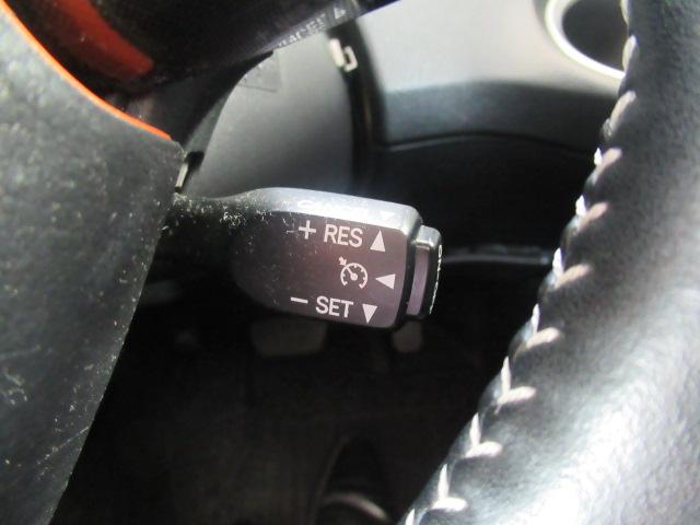 シエンタ ハイブリッドＧクエロ　サイドカメラ　アラウンドビューモニター　地デジＴＶ　フロントカメラ　盗難防止　Ａライト　横滑り防止　シートヒータ　ＬＥＤライト　クルコン　ドライブレコーダー　スマートキー（22枚目）