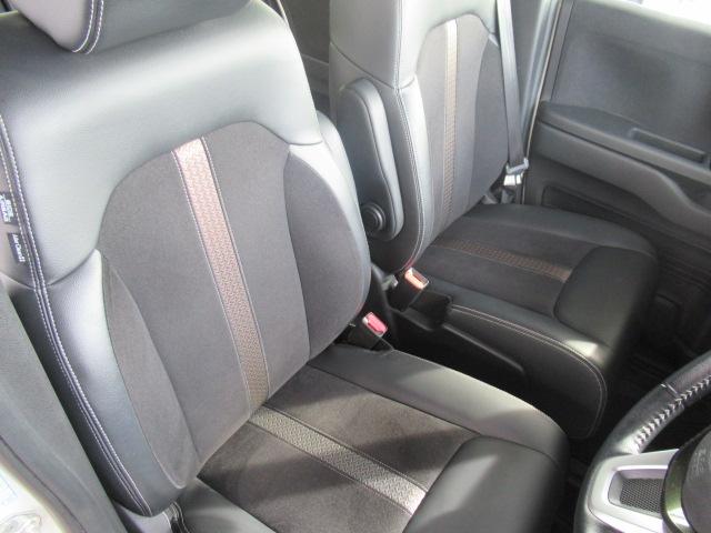 Ｎ－ＢＯＸカスタム Ｇ・ＥＸターボホンダセンシング　Ｒカメラ　ＣＭＢＳ　ターボ車　シートヒータ　カーテンエアバック　ＵＳＢ　アクティブクルーズコントロール　ナビ・ＴＶ　キーフリー　ＶＳＡ　オートライト　フルタイム４ＷＤ（33枚目）