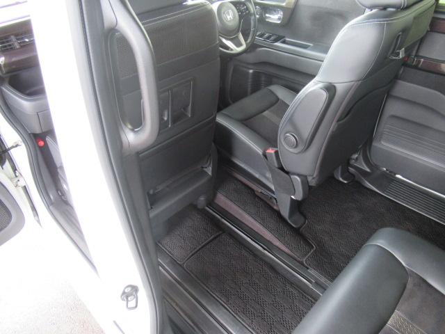 Ｎ－ＢＯＸカスタム Ｇ・ＥＸターボホンダセンシング　Ｒカメラ　ＣＭＢＳ　ターボ車　シートヒータ　カーテンエアバック　ＵＳＢ　アクティブクルーズコントロール　ナビ・ＴＶ　キーフリー　ＶＳＡ　オートライト　フルタイム４ＷＤ（47枚目）