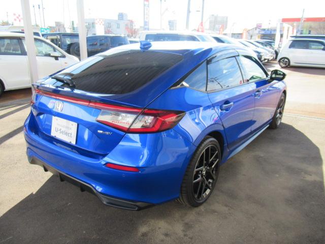 シビック ｅ：ＨＥＶ　盗難防止システム　クリアランスソナー　オートクルーズコントロール　地デジフルセグ　後カメラ　ＵＳＢポート　パワーステアリング　パワーシート　ＬＥＤライト　パワーウィンドウ　エアコン　ＡＢＳ（8枚目）