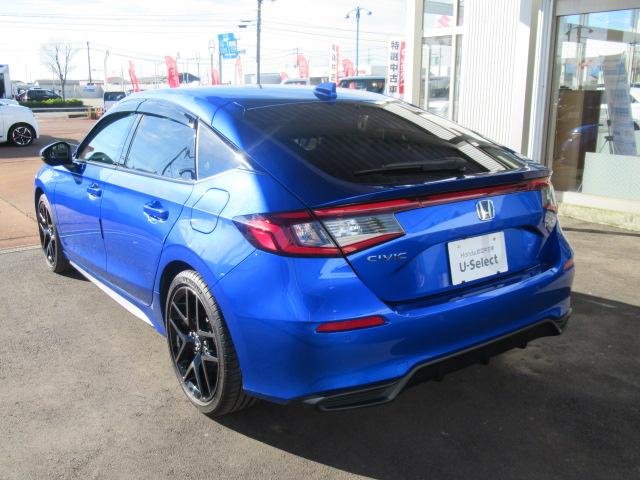 シビック ｅ：ＨＥＶ　盗難防止システム　クリアランスソナー　オートクルーズコントロール　地デジフルセグ　後カメラ　ＵＳＢポート　パワーステアリング　パワーシート　ＬＥＤライト　パワーウィンドウ　エアコン　ＡＢＳ（9枚目）