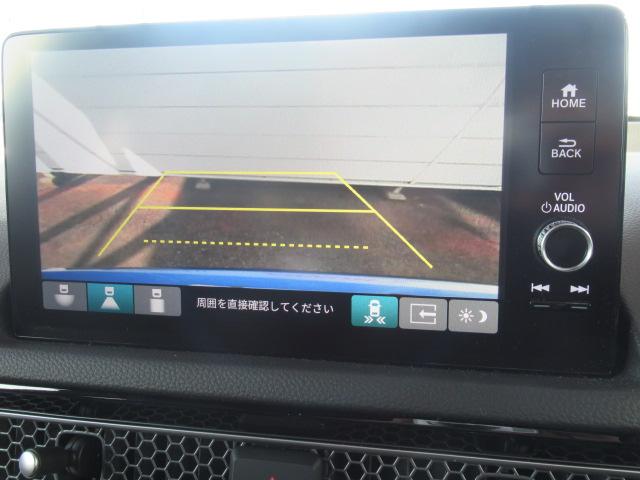 シビック ｅ：ＨＥＶ　盗難防止システム　クリアランスソナー　オートクルーズコントロール　地デジフルセグ　後カメラ　ＵＳＢポート　パワーステアリング　パワーシート　ＬＥＤライト　パワーウィンドウ　エアコン　ＡＢＳ（18枚目）