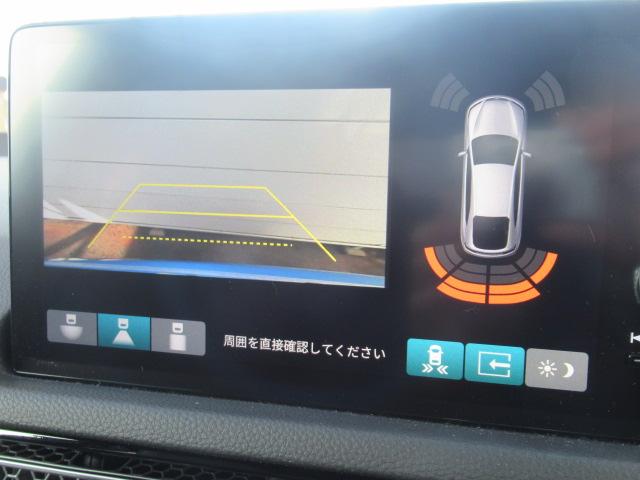 シビック ｅ：ＨＥＶ　盗難防止システム　クリアランスソナー　オートクルーズコントロール　地デジフルセグ　後カメラ　ＵＳＢポート　パワーステアリング　パワーシート　ＬＥＤライト　パワーウィンドウ　エアコン　ＡＢＳ（19枚目）