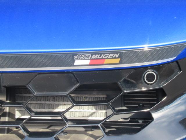 シビック ｅ：ＨＥＶ　盗難防止システム　クリアランスソナー　オートクルーズコントロール　地デジフルセグ　後カメラ　ＵＳＢポート　パワーステアリング　パワーシート　ＬＥＤライト　パワーウィンドウ　エアコン　ＡＢＳ（58枚目）