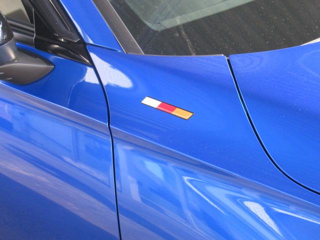 シビック ｅ：ＨＥＶ　盗難防止システム　クリアランスソナー　オートクルーズコントロール　地デジフルセグ　後カメラ　ＵＳＢポート　パワーステアリング　パワーシート　ＬＥＤライト　パワーウィンドウ　エアコン　ＡＢＳ（59枚目）