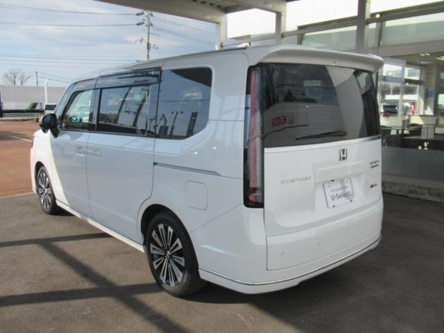 ステップワゴン e:HEVスパーダプレミアムライン マルチカメラ Pテールゲート Wエアコン 両側自動ドア Fセグ USB接続 クリアランスソナ クルーズC 助手席エアバッグ スマートK シ-トヒ-タ- DVD再生(9枚目)