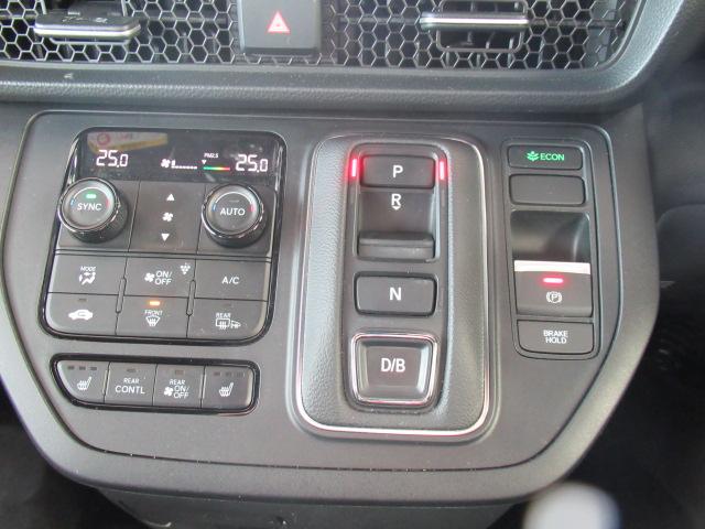 ステップワゴン e:HEVスパーダプレミアムライン マルチカメラ Pテールゲート Wエアコン 両側自動ドア Fセグ USB接続 クリアランスソナ クルーズC 助手席エアバッグ スマートK シ-トヒ-タ- DVD再生(30枚目)