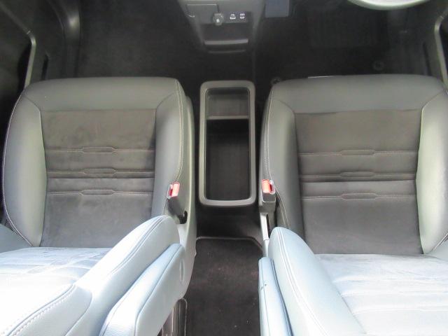 ステップワゴン e:HEVスパーダプレミアムライン マルチカメラ Pテールゲート Wエアコン 両側自動ドア Fセグ USB接続 クリアランスソナ クルーズC 助手席エアバッグ スマートK シ-トヒ-タ- DVD再生(41枚目)