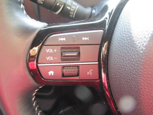 N-BOXカスタム コーディネートスタイル LED オートエアコン Bカメラ パーキングセンサー ダブルエアバック ETC ドラレコ スマ-トキ- オートライト 前席シートヒーター 両側電動ドア クルーズコントロール(17枚目)